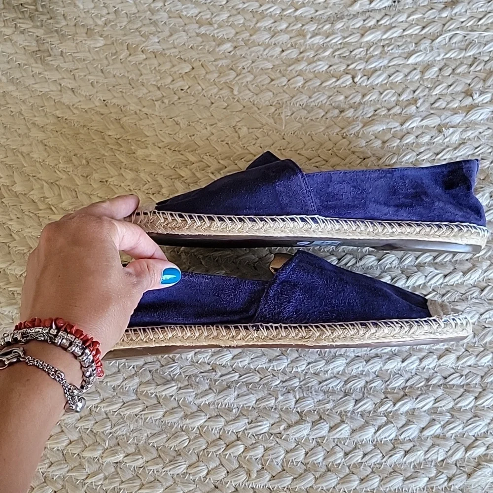 LIKE NEW Schutz Sachi Navy‎ Suede Espadrille Women Size 8 Coastal Tomato Girl